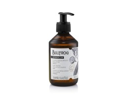 Szampon do włosów i brody Bullfrog Nourishing Restorative Shampoo 250 ml